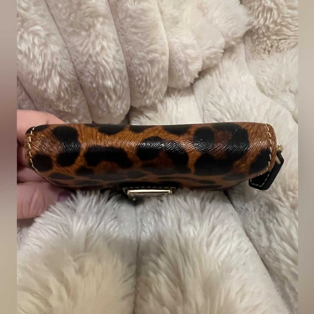 NWOT Dooney & Bourke Leopard Print Wallet - Picture 3 of 8